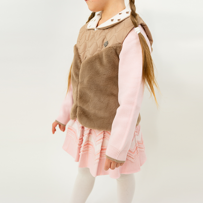 Aurea Quiltad Väst med Fuskpäls