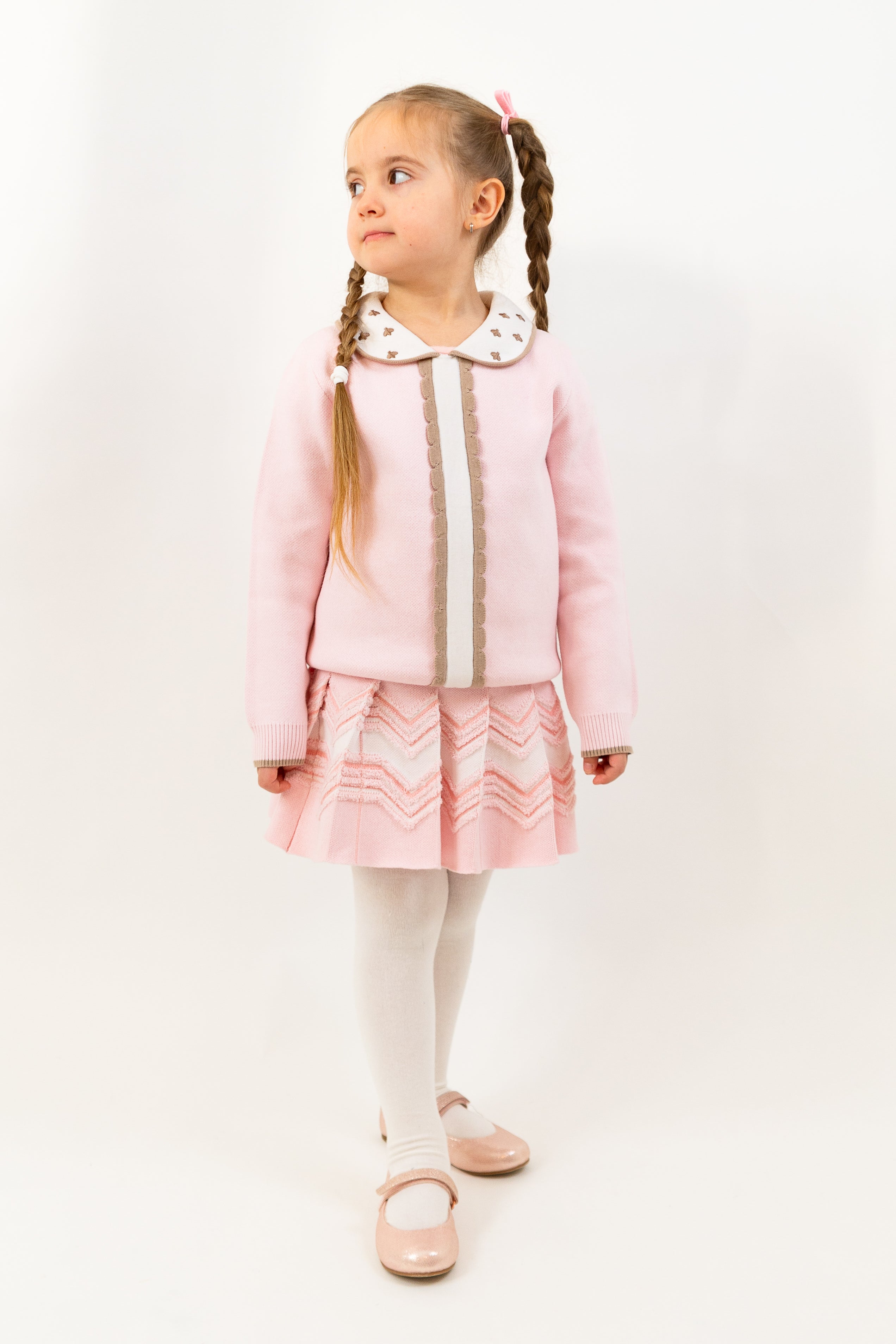 Soft Knitted Sweater with Collar and Scalloped Front Placket